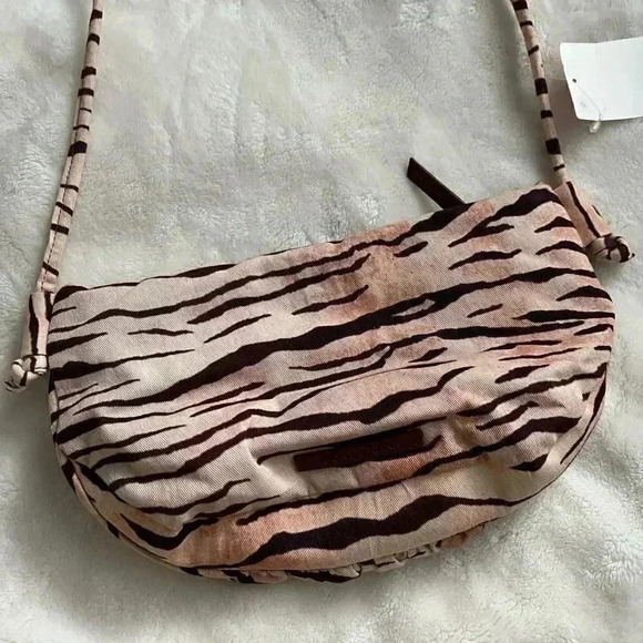 NWT  Lucky Brand Meja crossbody bag - Picture 3 of 7